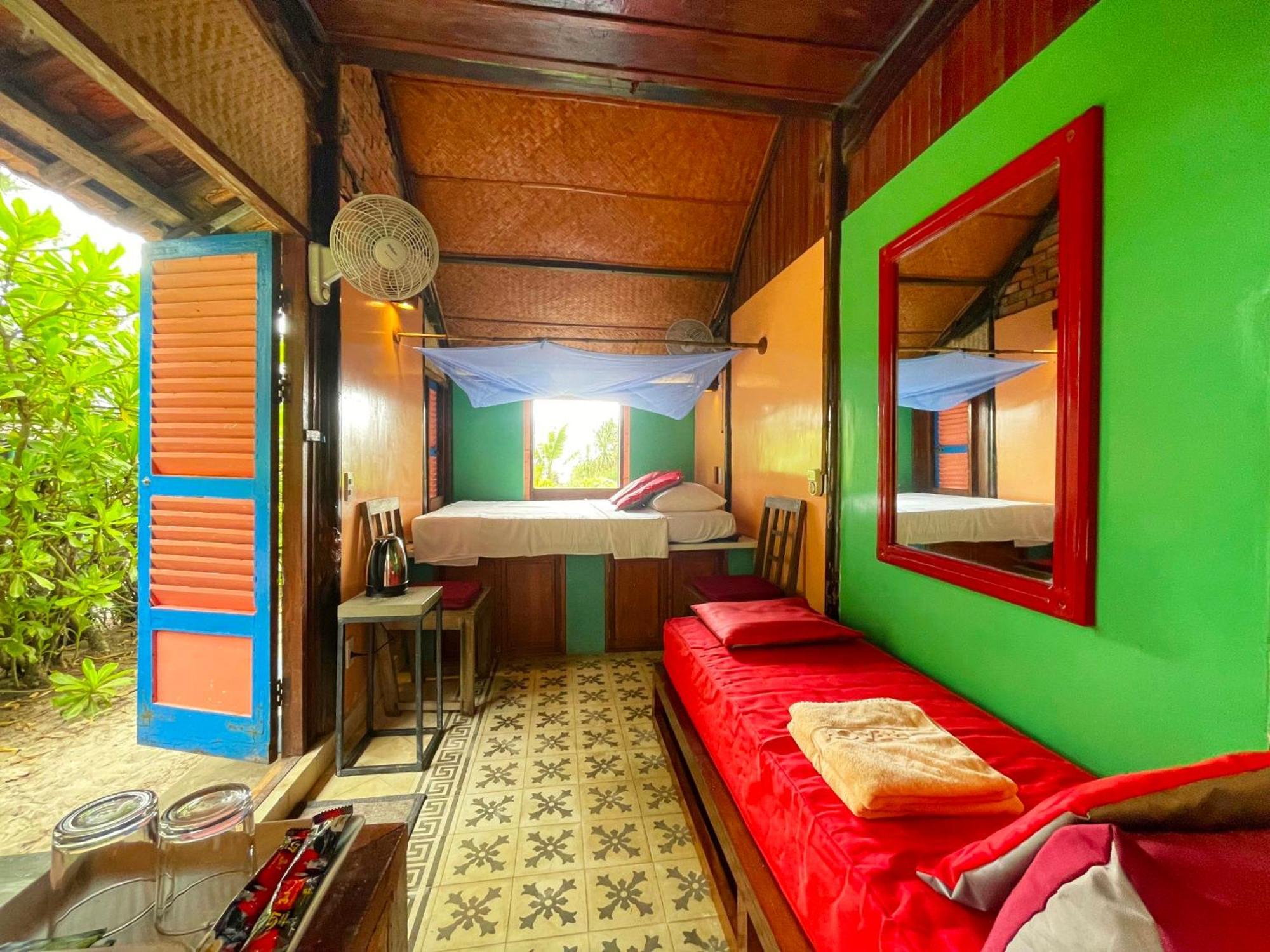 Beach Bar Hue Hostel Exterior photo